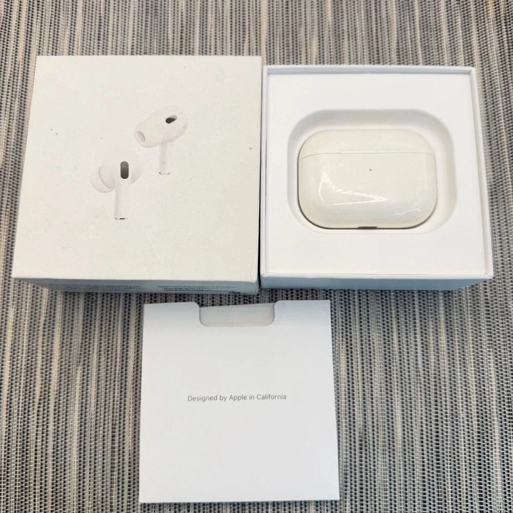 Apple AirPods Pro 1st Gen Wireless Earbuds White A2190 Case with 2nd Gen Box